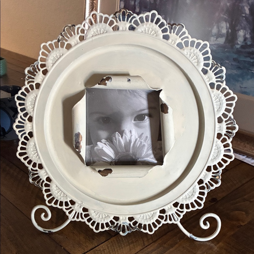 Vintage Cream Decorative Photo Frame